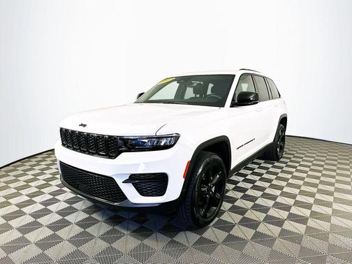 2023 Jeep Grand Cherokee Altitude