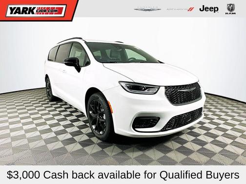 2026 Chrysler Pacifica Select