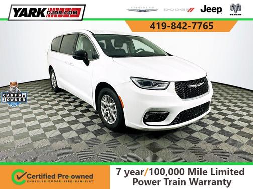 2024 Chrysler Pacifica Touring-L