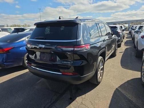 Black 2023 Jeep Grand Cherokee L Limited