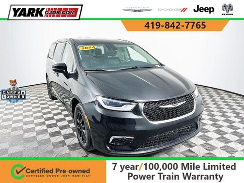 2024 Chrysler Pacifica Touring-L