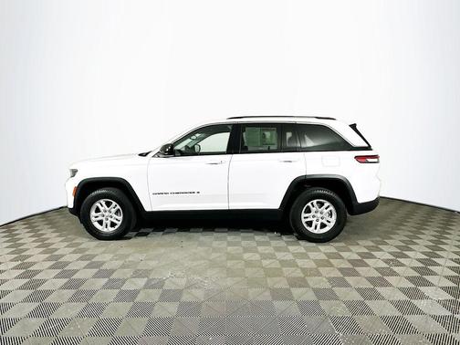 White 2023 Jeep Grand Cherokee Laredo