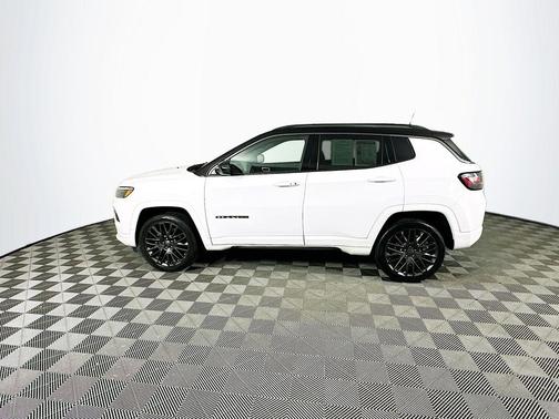 2022 Jeep Compass Altitude