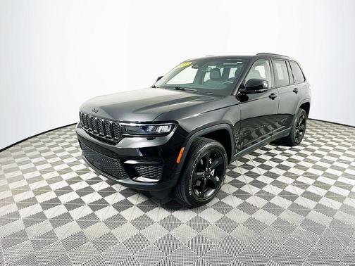 2023 Jeep Grand Cherokee Altitude