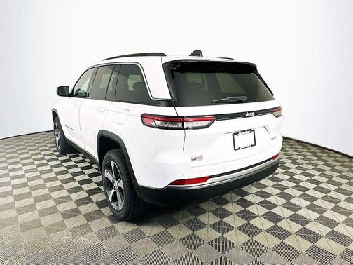White 2026 Jeep Grand Cherokee Limited