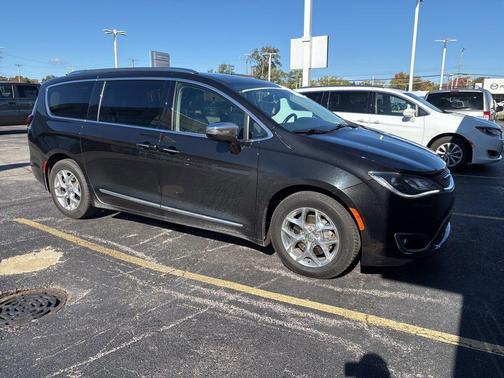 2019 Chrysler Pacifica Limited