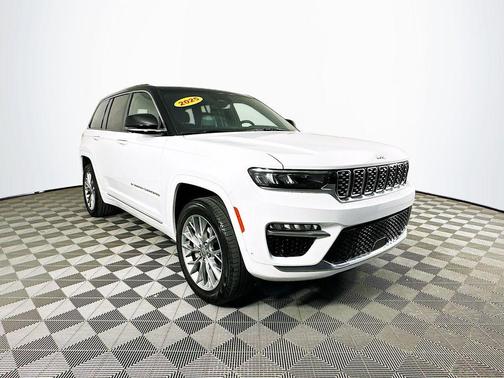 2025 Jeep Grand Cherokee Summit