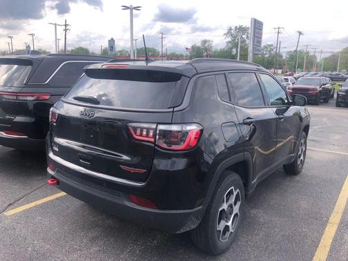2022 Jeep Compass Trailhawk