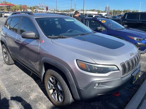 2019 Jeep Cherokee Trailhawk