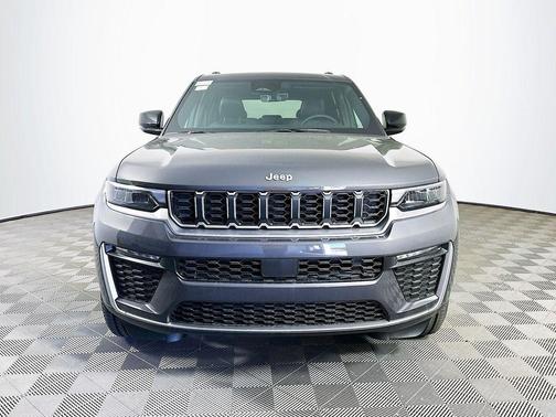 Gray 2026 Jeep Grand Cherokee Limited