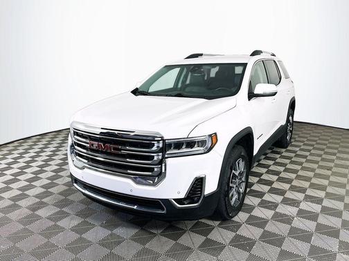 White 2023 GMC Acadia SLT