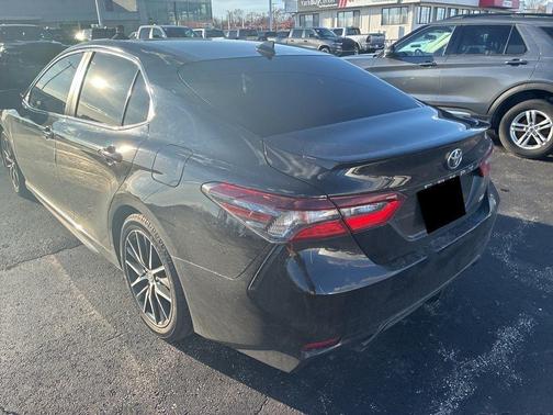 2021 Toyota Camry SE Nightshade