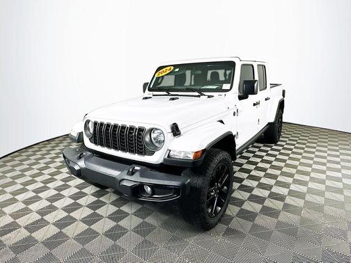 2024 Jeep Gladiator Nighthawk