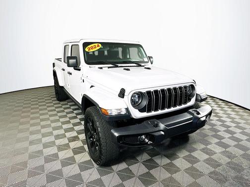 2024 Jeep Gladiator Nighthawk