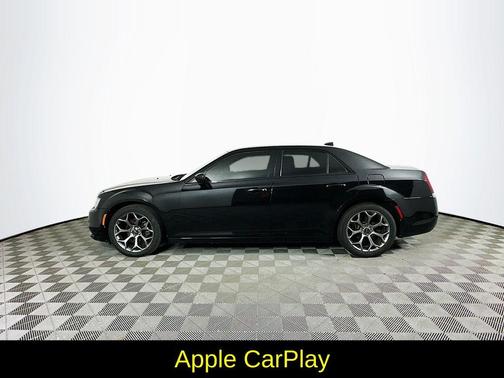 2018 Chrysler 300 S