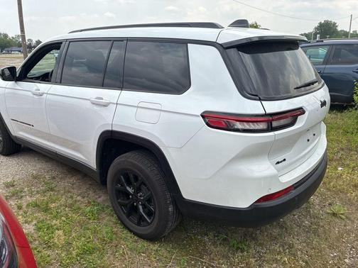 2024 Jeep Grand Cherokee L Laredo