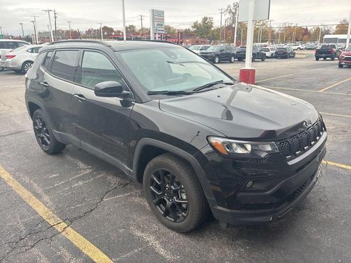 2023 Jeep Compass Altitude