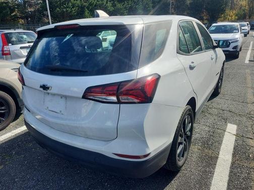 2023 Chevrolet Equinox LS
