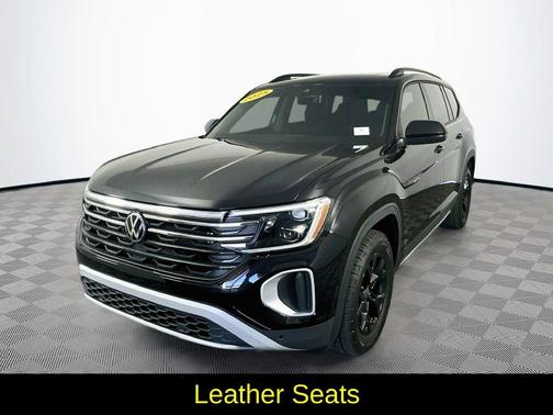 Deep Black Pearl Effect 2025 Volkswagen Atlas 2.0T Peak Edition