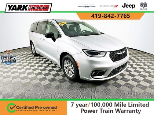 2024 Chrysler Pacifica Touring-L