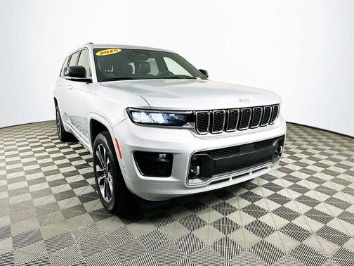 Silver 2025 Jeep Grand Cherokee L Overland