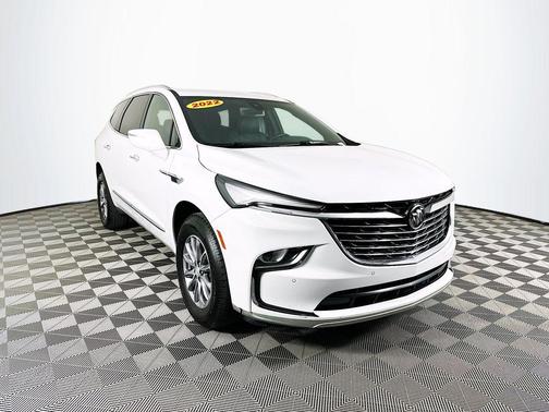 2022 Buick Enclave Essence