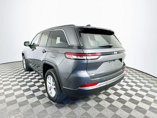 2024 Jeep Grand Cherokee Laredo