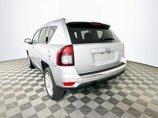 Silver 2014 Jeep Compass Latitude