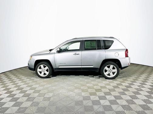 Silver 2014 Jeep Compass Latitude