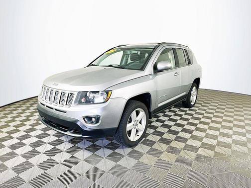 Silver 2014 Jeep Compass Latitude