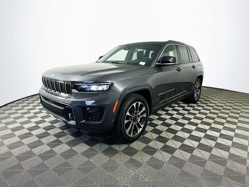 Gray 2025 Jeep Grand Cherokee Overland