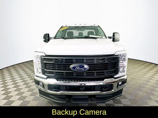 White 2024 Ford F-250 XL