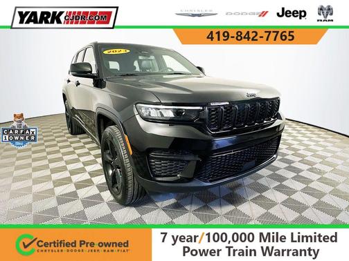 Black 2023 Jeep Grand Cherokee Altitude
