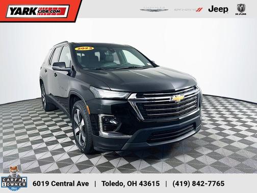 2023 Chevrolet Traverse LT Leather