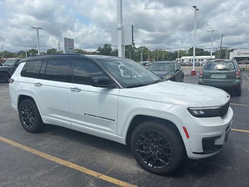 2023 Jeep Grand Cherokee L Summit