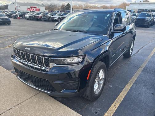 2023 Jeep Grand Cherokee Laredo
