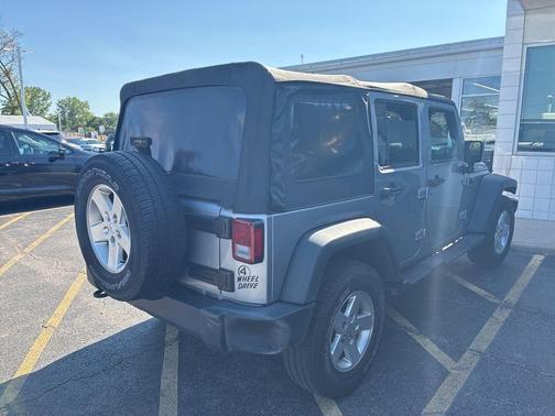 Silver 2015 Jeep Wrangler Unlimited Sport