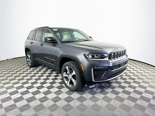 Gray 2026 Jeep Grand Cherokee Limited