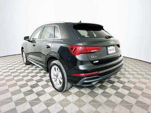 2023 Audi Q3 45 S line Premium