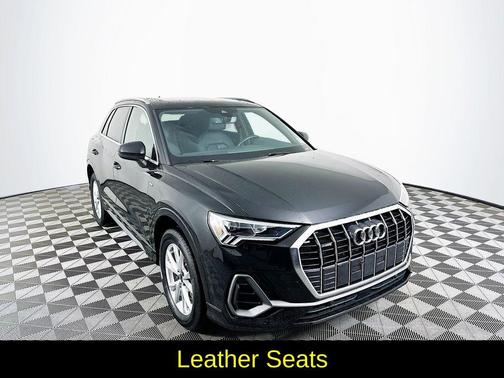 2024 Audi Q3 45 S line Premium