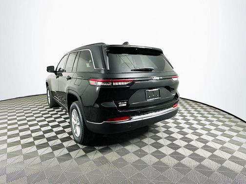 2025 Jeep Grand Cherokee Laredo X