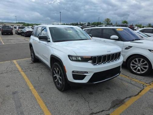 White 2023 Jeep Grand Cherokee Limited
