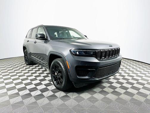 2024 Jeep Grand Cherokee Laredo