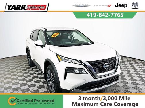 2022 Nissan Rogue SV
