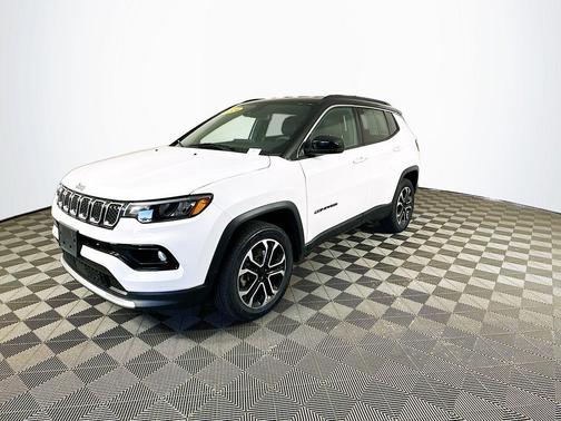 White 2024 Jeep Compass Limited
