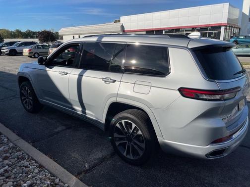 2023 Jeep Grand Cherokee L Overland