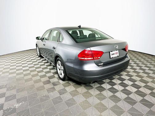 2015 Volkswagen Passat 1.8T Limited Edition