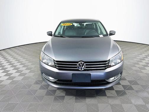 2015 Volkswagen Passat 1.8T Limited Edition