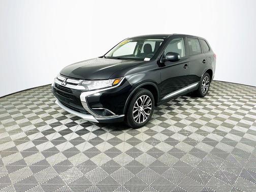 2018 Mitsubishi Outlander ES