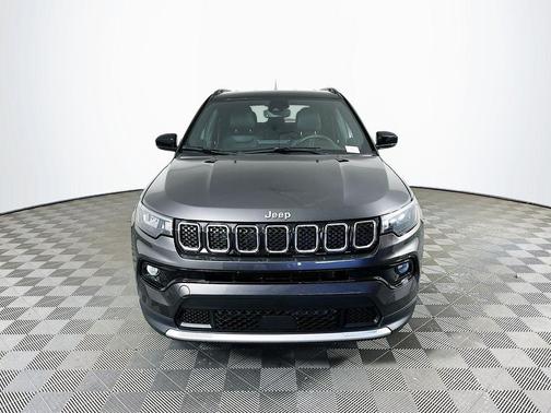 Gray 2023 Jeep Compass Limited
